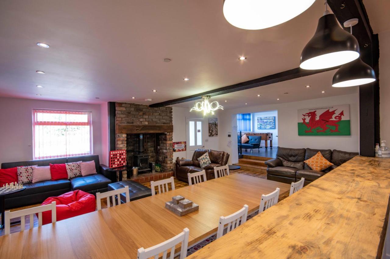 Apartamento Welsh Row House Llandegla Exterior foto