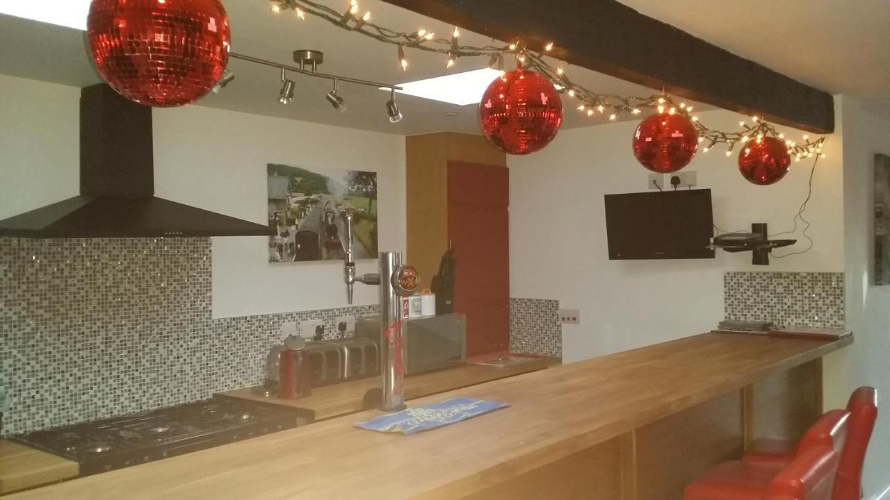 Apartamento Welsh Row House Llandegla Exterior foto