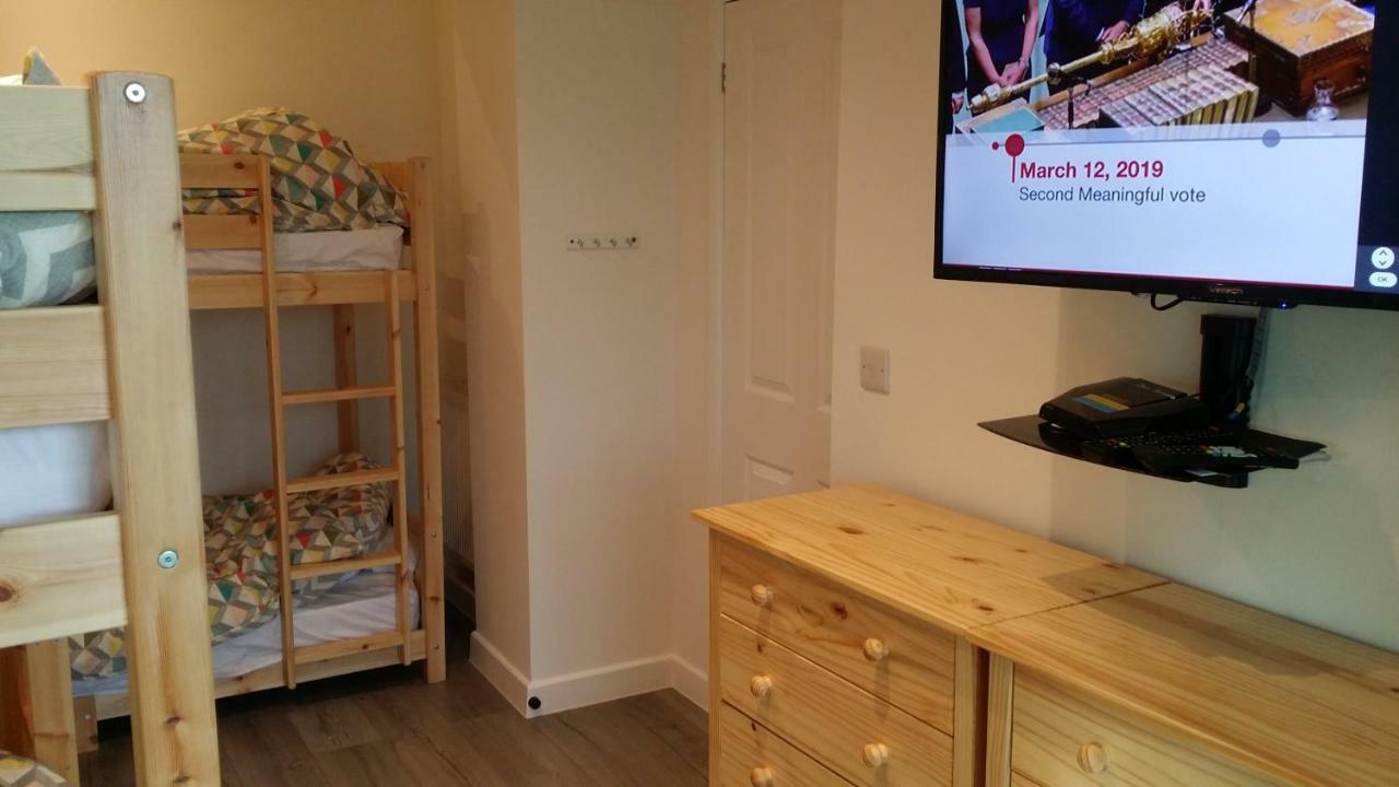 Apartamento Welsh Row House Llandegla Exterior foto
